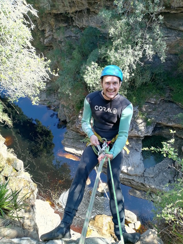 4e218aec-b3b7-8f3d-f129-b3e52f3c4e18